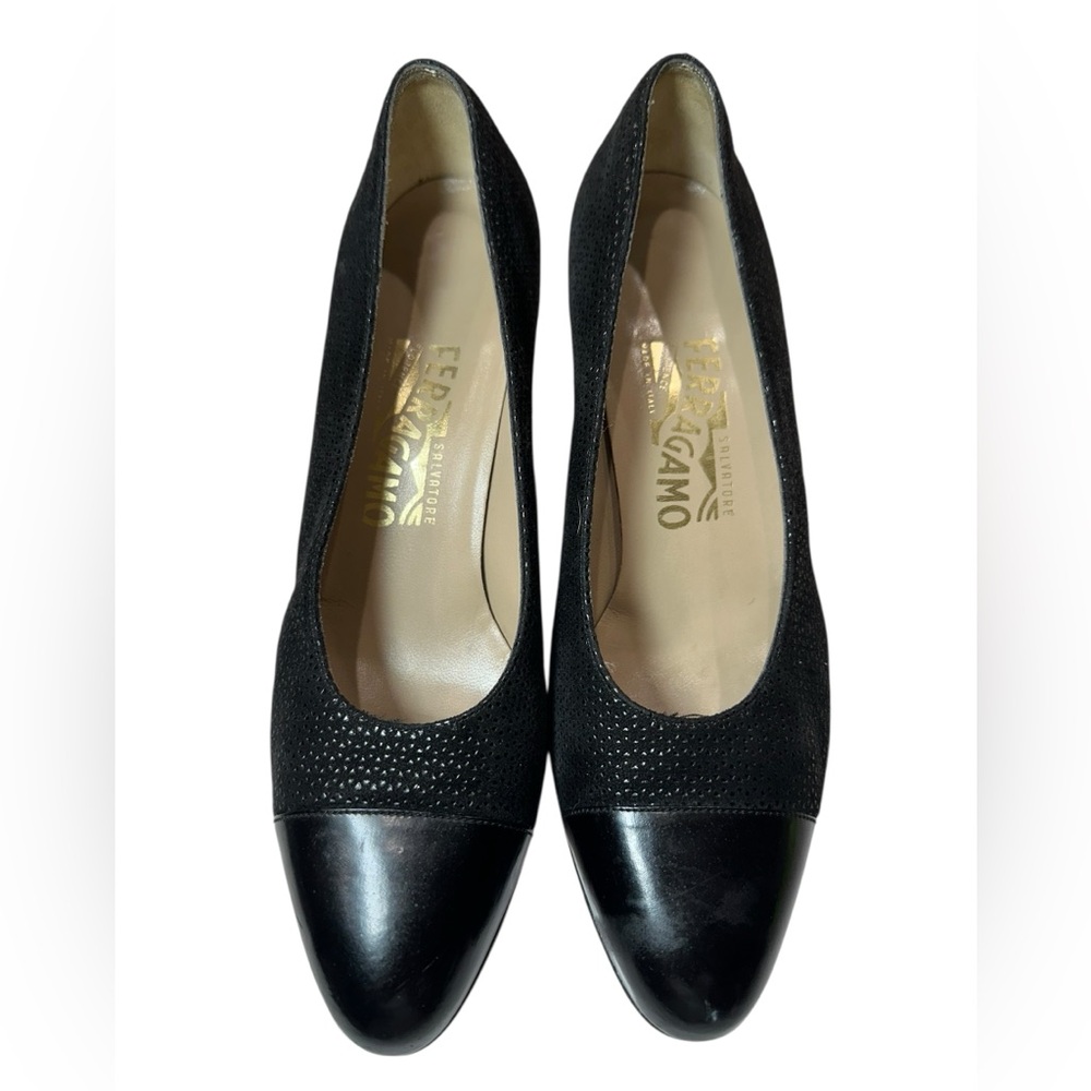 Salvatore Ferragamo Luna Size 8 AA 6